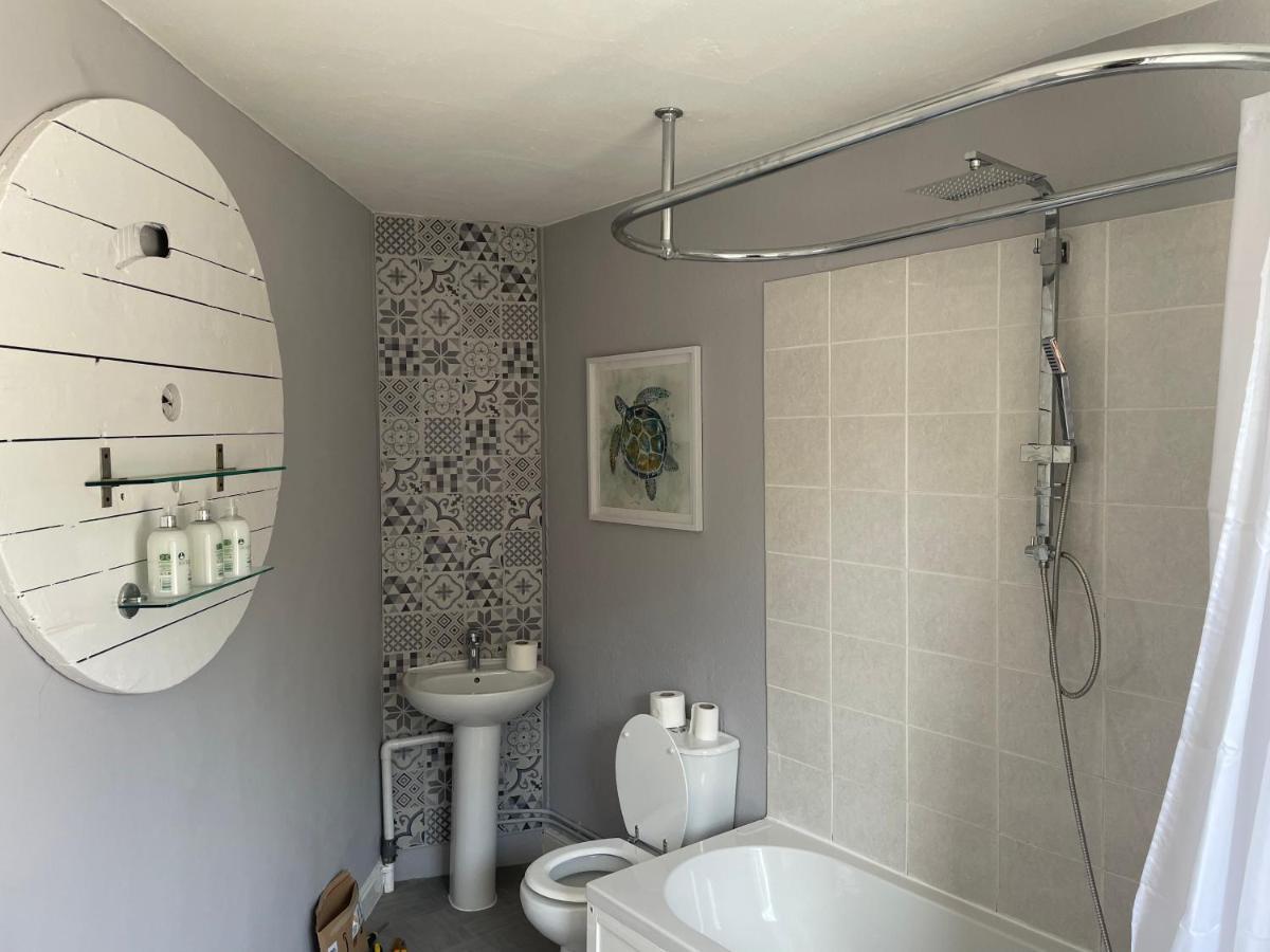 Brady'S Glastonbury Beautiful Pad Great Location! Екстериор снимка